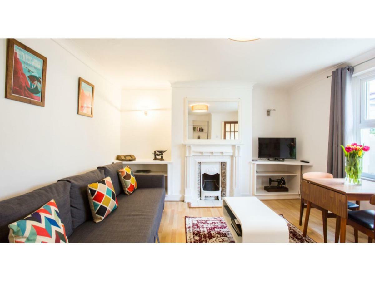 Elegant 1Bdr W/Private Garden In Vibrant Brighton Apartment ภายนอก รูปภาพ